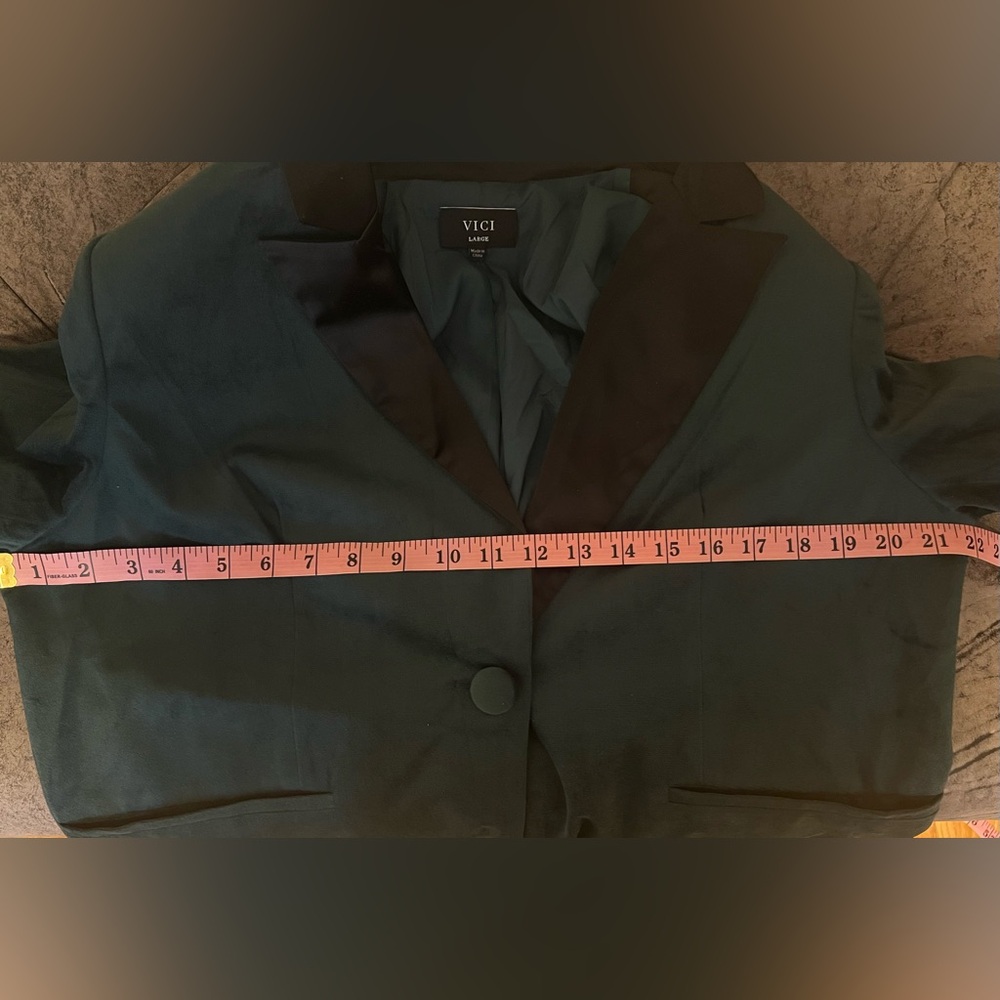 VICI Holiday Emerald Green Velvet Blazer Jacket Black Satin Lapel Large 12 NWT - Picture 10 of 10
